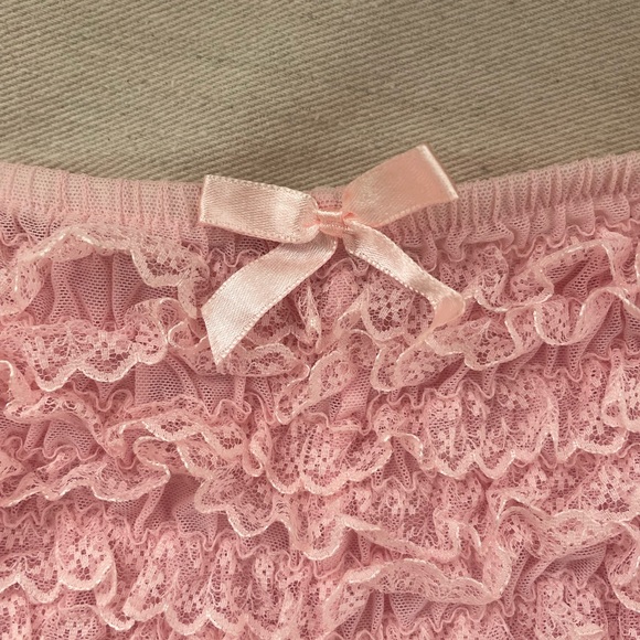 Pink Lace Ruffle Panties - Picture 2 of 4